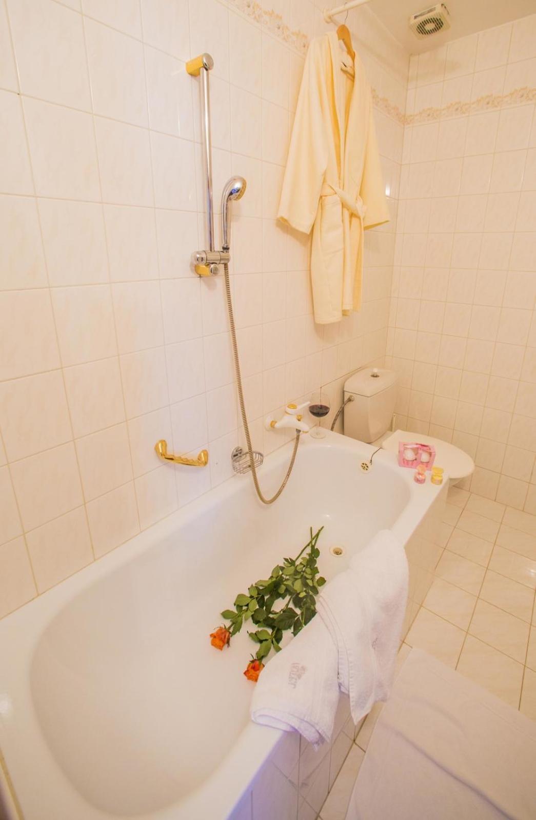 Hotel Veba Broumov Εξωτερικό φωτογραφία