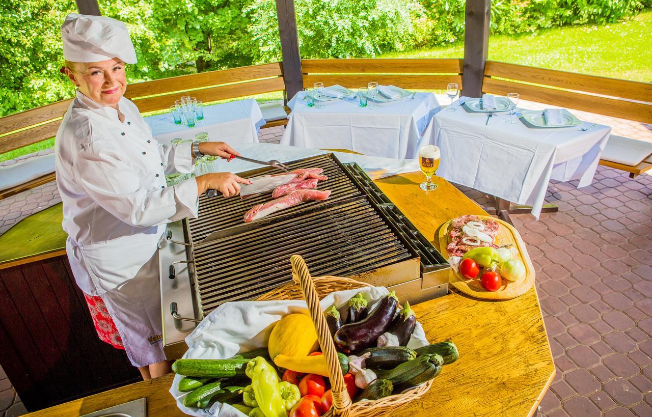 Hotel Veba Broumov Εξωτερικό φωτογραφία