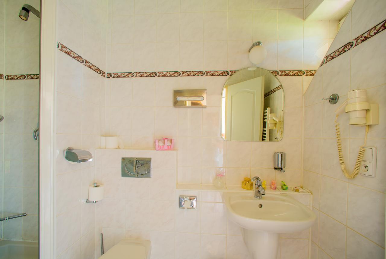 Hotel Veba Broumov Εξωτερικό φωτογραφία